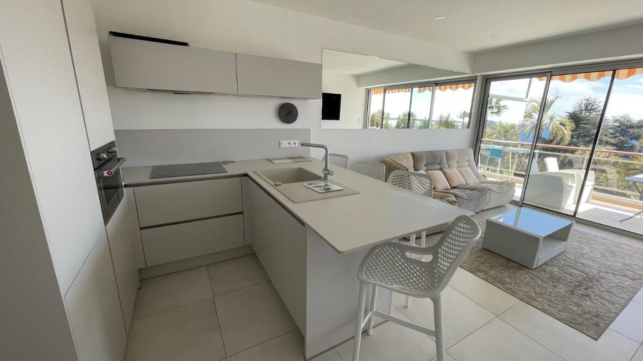 Appartement 2 Chambres Vue Mer Panoramique, Proche Croisette Cannes Vallauris Kültér fotó