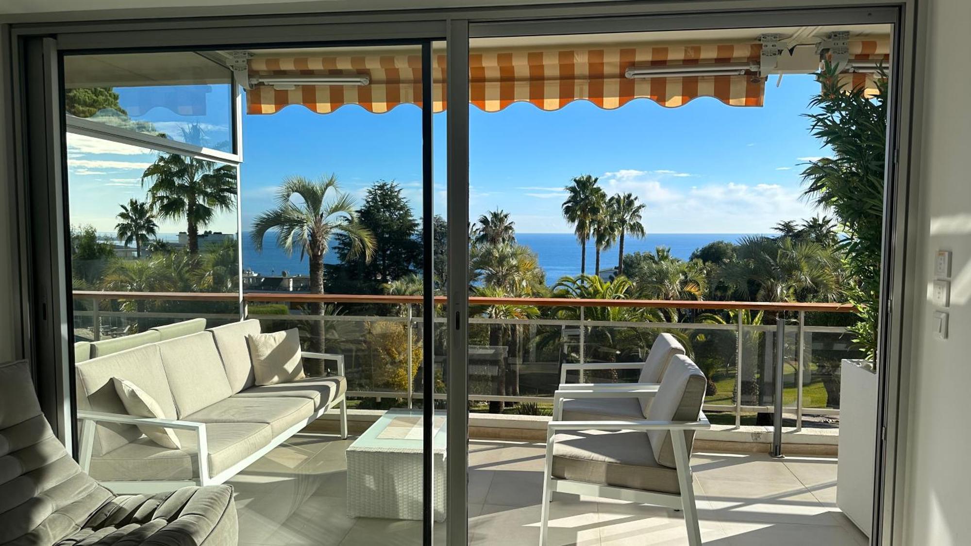 Appartement 2 Chambres Vue Mer Panoramique, Proche Croisette Cannes Vallauris Kültér fotó